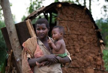 De nombreuses personnes vivant dans les zones rurales du Burundi sont payées moins d'un dollar américain par jour pour travailler dans les fermes (Archives)