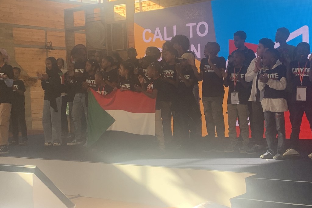 Watoto wa Sudan waliokimbia vita, wakiwa katika hafla maalum iliyoandaliwa na UNICEF mjini Nairobi nchini Kenya.