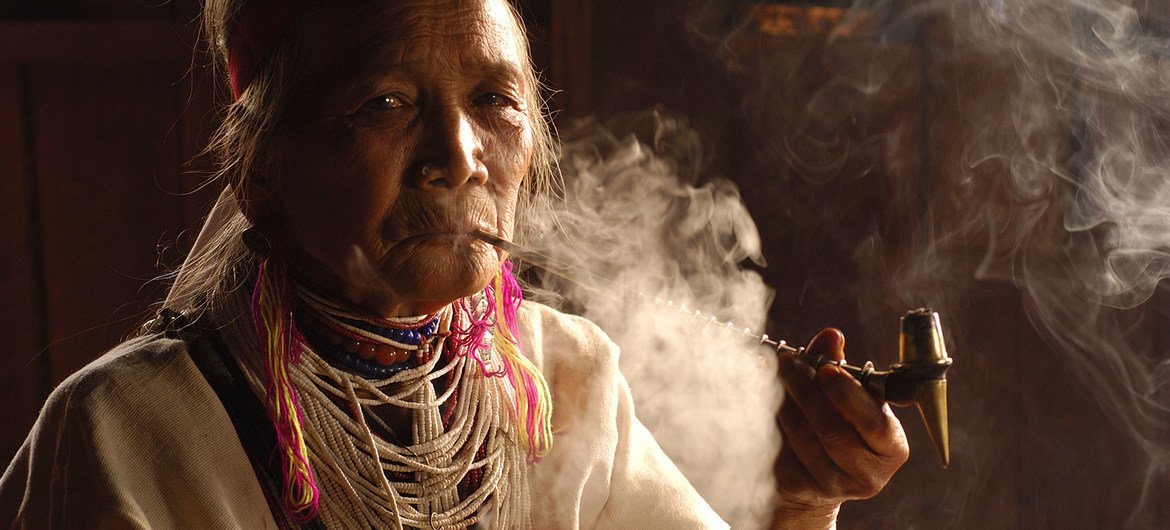 دوسروں کی تمباکو نوشی سے خارج ہونے والے دھوئیں کے باعث ہر سال 13 لاکھ اموات ہوتی ہیں۔