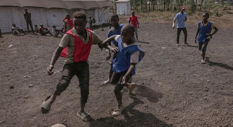 27-08-2024-UNICEF_DRC_Children_Soccer.jpg (AZGSHYYdD5hAosRFL_BX)