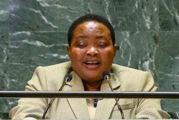 Waziri Mkuu wa Uganda Robinah Nabbanja  akihutubia kikao cha mjadala Mkuu wa  BBaraza Kuu la Umoja wa Mataifa UNGA79