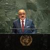 وزير الخارجية التونسي محمد علي نفتي يلقي كلمة من على منصة تحمل شعار United Nations خلال الدورة الثمانين للجمعية العامة.