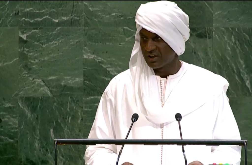 Lamine Zeine Ali Mahaman Waziri Mkuu wa serikali ya mpito Niger akihutubia mjadala mkuu wa mkutano wa 80 wa Baraza Kuu la UN.