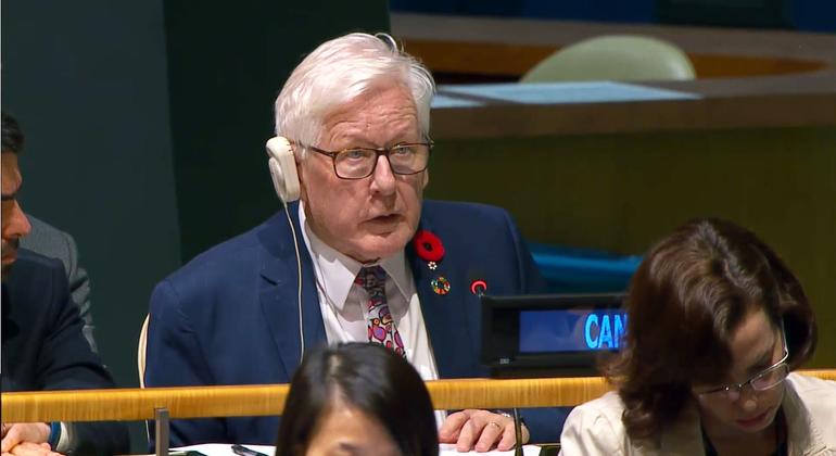 Ambassador Bob Rae of Canada speaks ahead of the vote at the resumed 10th Emergency Special Session meeting on the situation in the Occupied Palestinian Territory.