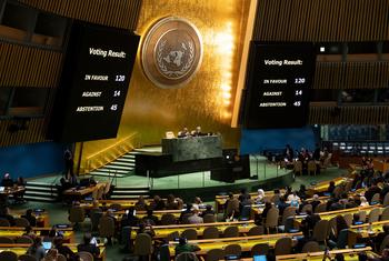 Members of the United Nations General Assembly vote on a resolution at the resumed 10th Emergency Special Session meeting on the situation in the Occupied Palestinian Territory.