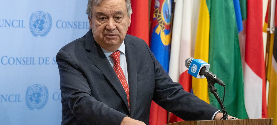 O secretário-geral António Guterres informa os repórteres sobre a crise climática após a sua recente viagem ao Chile e à Antártida