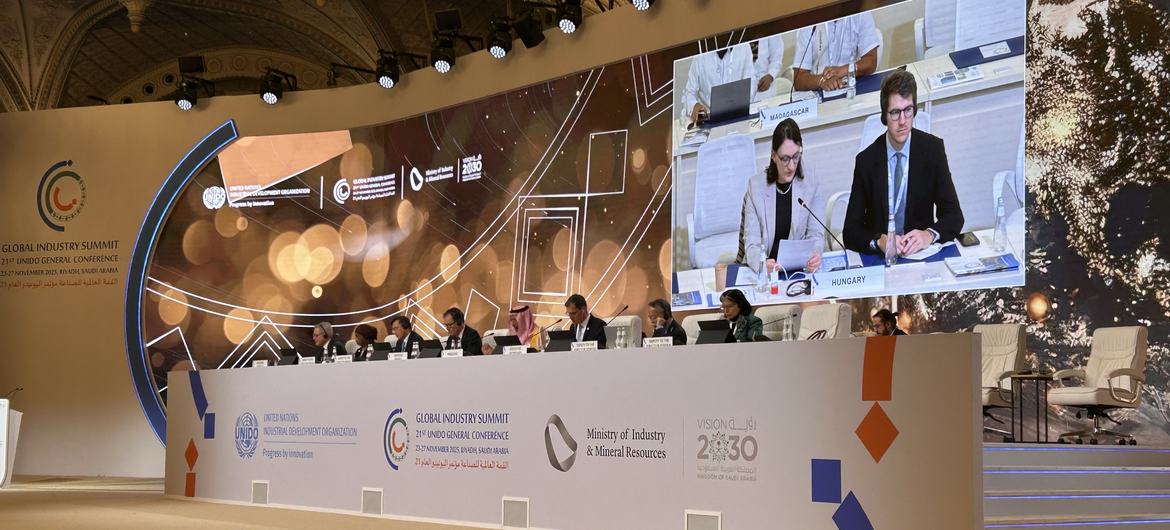 Заключительное пленарное заседание Глобального промышленного саммита ЮНИДО (ноябрь 2025 года).