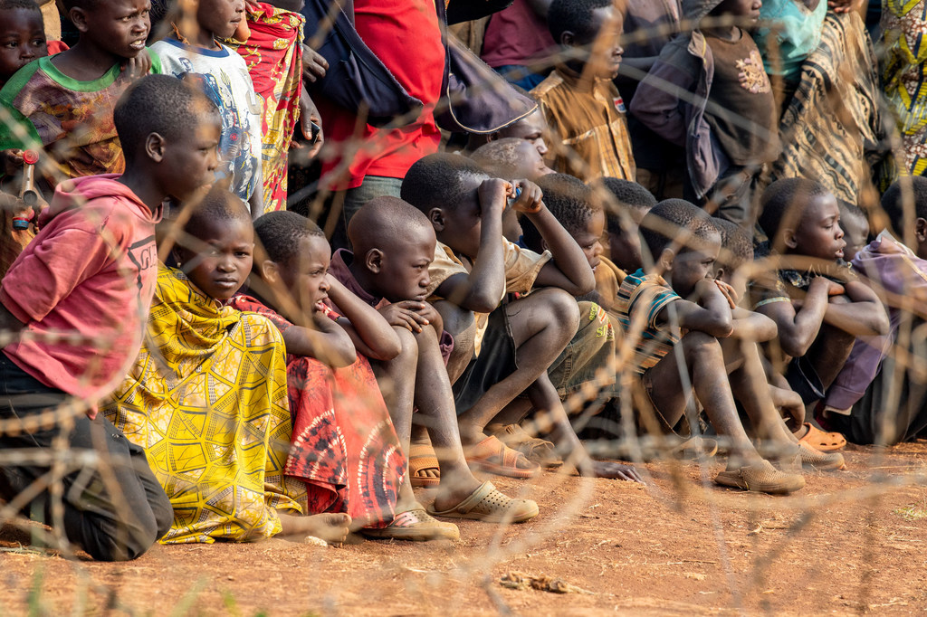 Enfants déplacés vivant dans un camp à Djugu, en République démocratique du Congo.