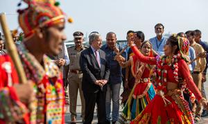 Secretary-General António Guterres is welcomed with a cultural performance upon his arrival at the Vadodara Airport in India.