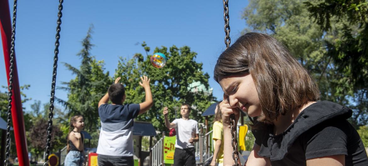 Los niños expuestos a olas de calor son propensos a una multitud de problemas de salud que van desde la insolación a la diarrea, pasando por el bajo peso al nacer. 