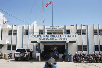 联合国呼吁海地当局加强国家警察力量，以应对眼前的巨大挑战。 
