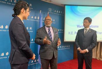 Presidente da Assembleia Geral destaca desafios internacionais e parceria China-ONU em visita oficial