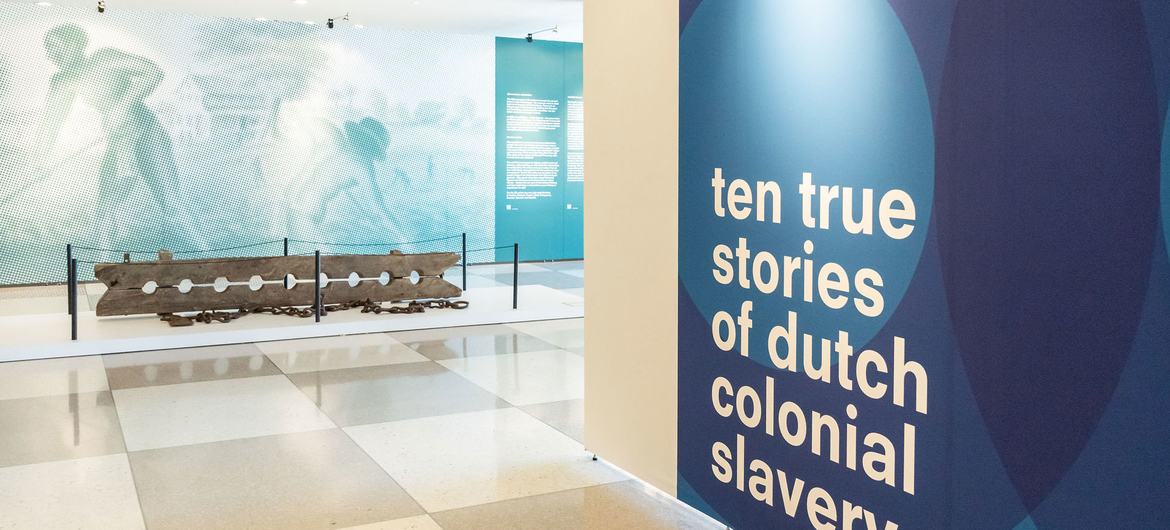A exposição Ten True Stories no Rijksmuseum de Amsterdã se concentra na escravidão na era colonial holandesa, do século 17 ao 19.