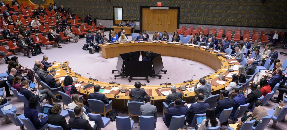A wide view of the UN Security Council meeting on the situation in the Middle East.