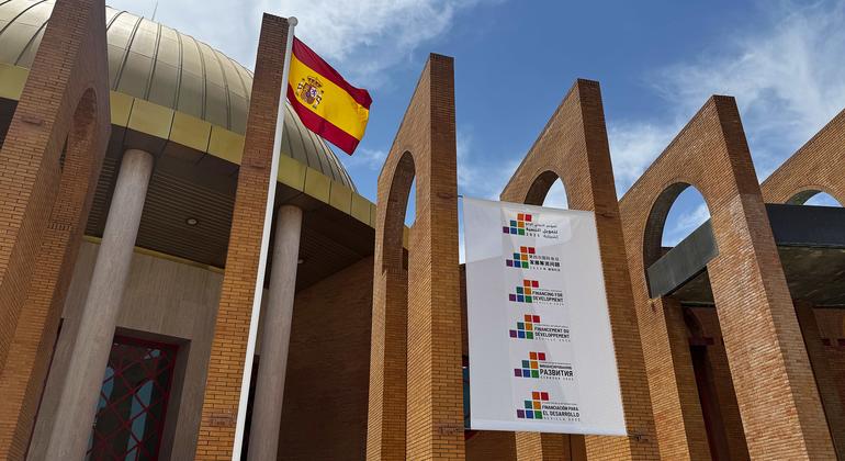 Mkutano wa Nne wa Kimataifa wa Ufadhili wa Maendeleo unafanyika Sevilla, Uhispania. Mkutano wa Nne wa Kimataifa wa Ufadhili wa Maendeleo unafanyika Sevilla, Uhispania.