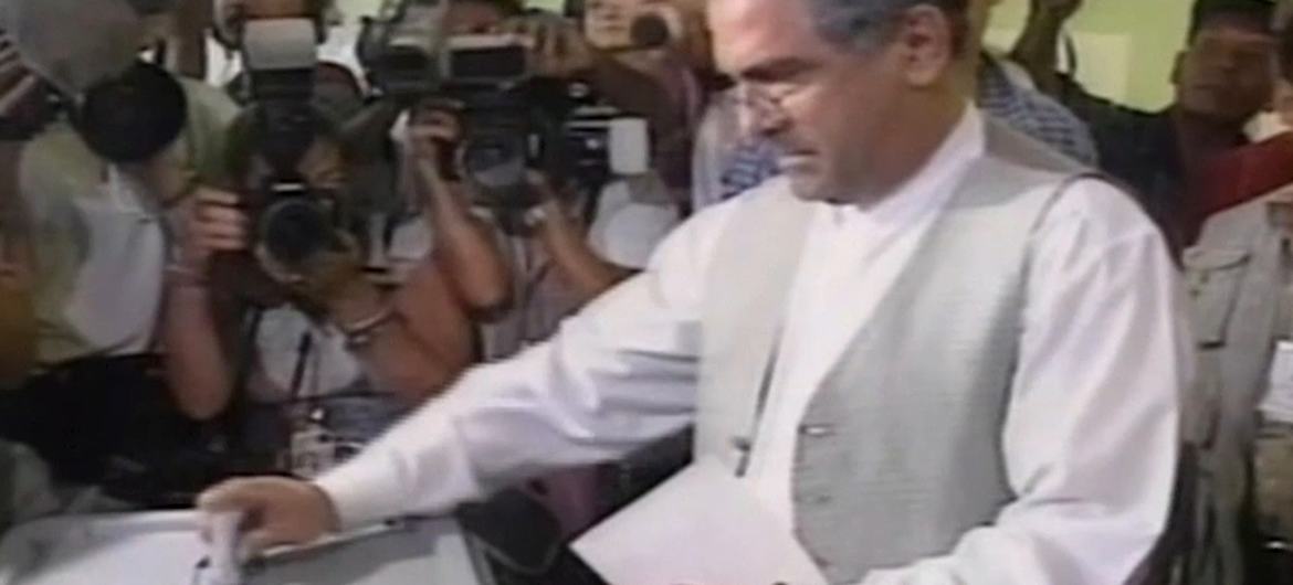 Para Ramos Horta, ganhador do prêmio Nobel da Paz em 1996, a vitória de Timor-Leste foi especialmente diplomática e política, envolvendo por um lado a preservação da identidade cultural e por outro a pressão internacional. 