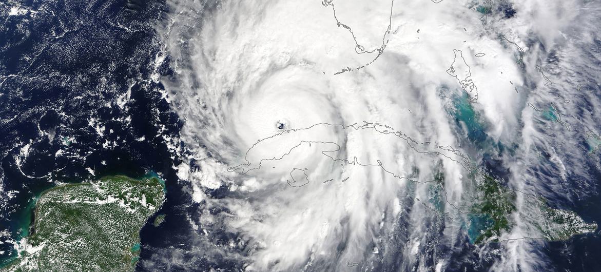 Un huracán es rastreado por la Administración Nacional Oceánica y Atmosférica (foto de archivo).