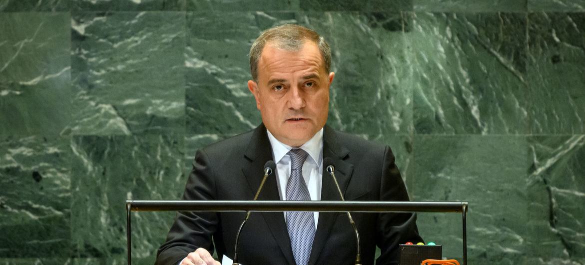 Министр иностранных дел Азербайджана Джейхун Байрамов на трибуне Генассамблеи ООН.