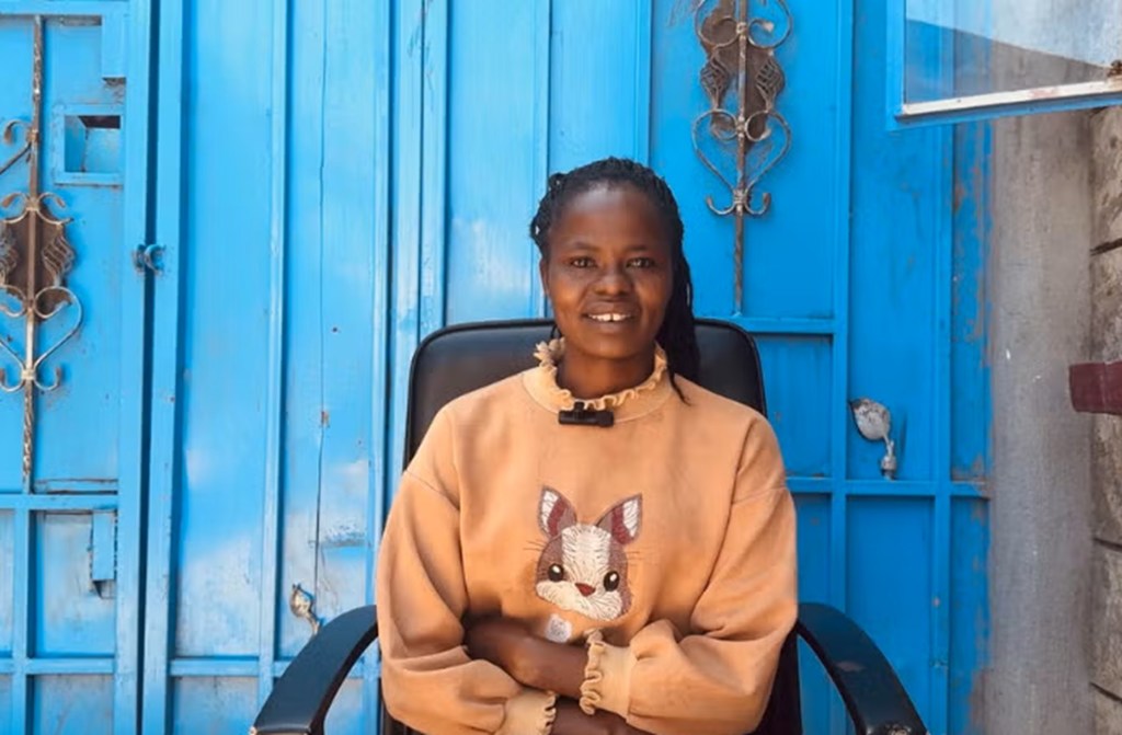 Esther Kulet, aliyenusurika akiungwa mkono na UNFPA kupitia Mission with a Vision, anasimulia safari yake wakati akijiandaa kuhitimu kama daktari wa mifugo.