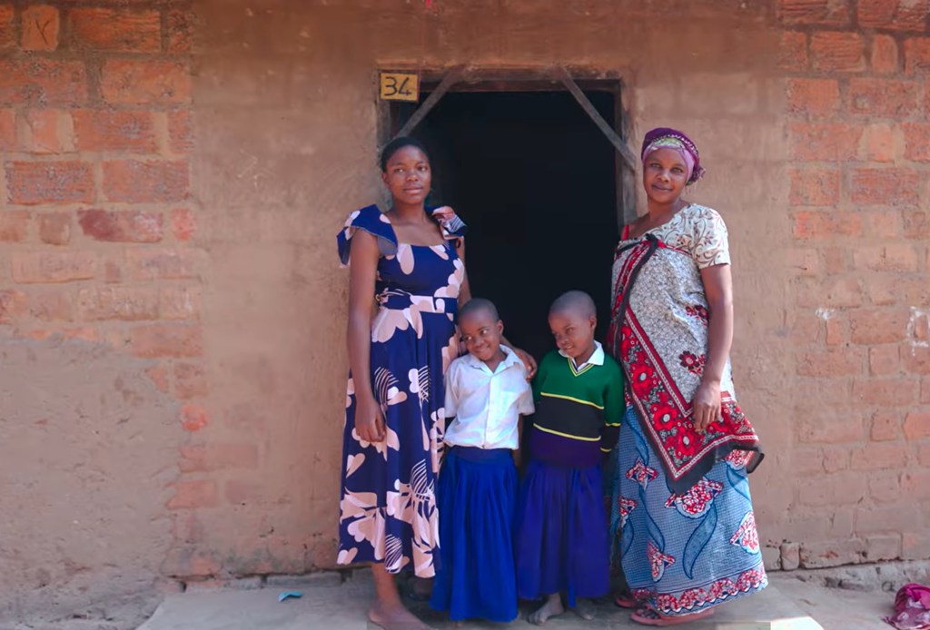 Antini kutoka mkoani Kigoma nchini Tanzania, mmoja wa wanufaika wa ufadhili wa kuwawezesha vijana kiuchumi uitwayo "Safe Youth" kutoka UNICEF.