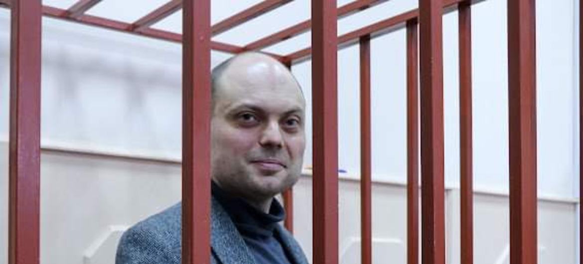Russian journalist and prominent opposition activist Vladimir Kara-Murza, who is imprisoned in the Russian Federation.