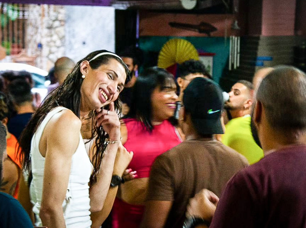 Charlin finalmente pudo abrazar su verdadero yo en la vibrante ciudad de Río de Janeiro.