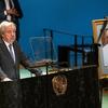 Katibu Mkuu wa Umoja wa Mataifa Antonio Guterres akihutubia kwenye mkutano wa Baraza Kuu la Umoja wa Mataifa katika Kumbukumbu ya Utakatifu wake Papa Francis.