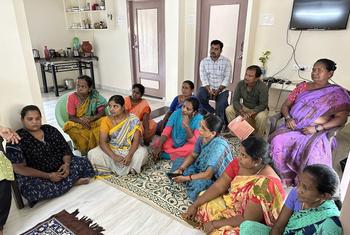 वापस लौटे प्रवासी घरेलू कामगारों की समिति की बैठक.