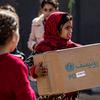 Дети в лагере Аль-Хол, Сирия получают помощь от ООН  