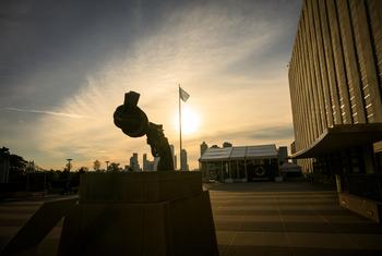 A view of the “Knotted Gun” sculpture by artist Carl Fredrik Reuterswärd at UN Headquarters. The sculpture symbolizes peace and non violence.