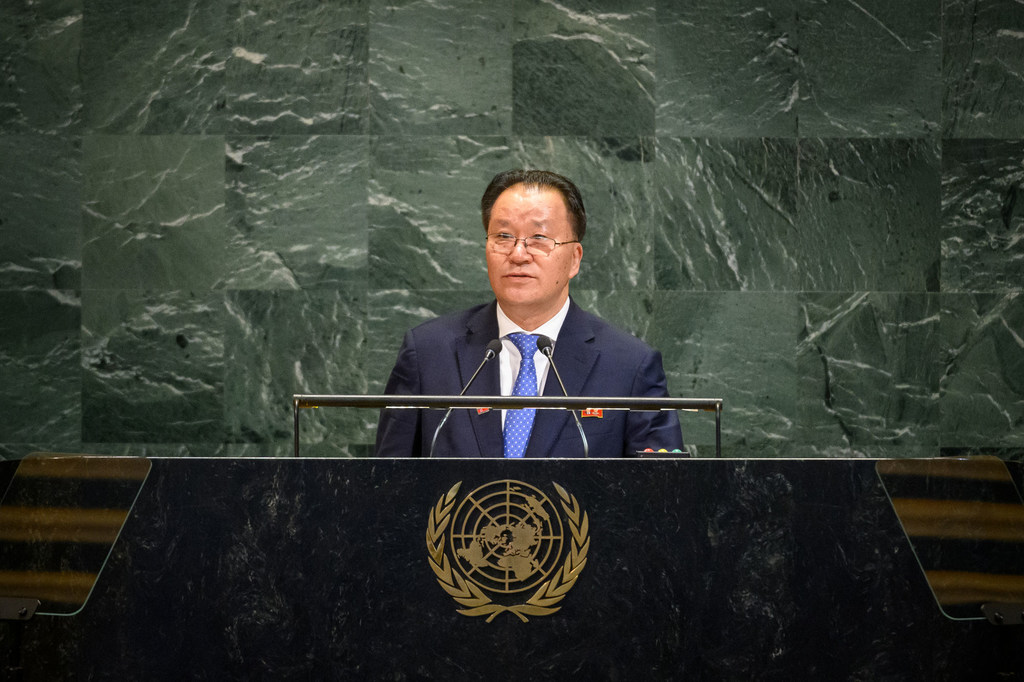 朝鲜民主主义人民共和国副外相金善庆在联合国大会第八十届会议一般性辩论上发言。