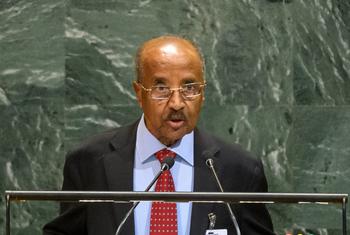 Osman Saleh Mohammed, Waziri wa Mambo ya Nje wa Eritrea, akihutubia mjadala mkuu wa kikao cha themanini cha Baraza Kuu.