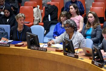 سفيرة الولايات المتحدة ليندا توماس غرينفيلد تلقي كلمة أمام مجلس الأمن الدولي بشأن الوضع في الشرق الأوسط، بما في ذلك القضية الفلسطينية.