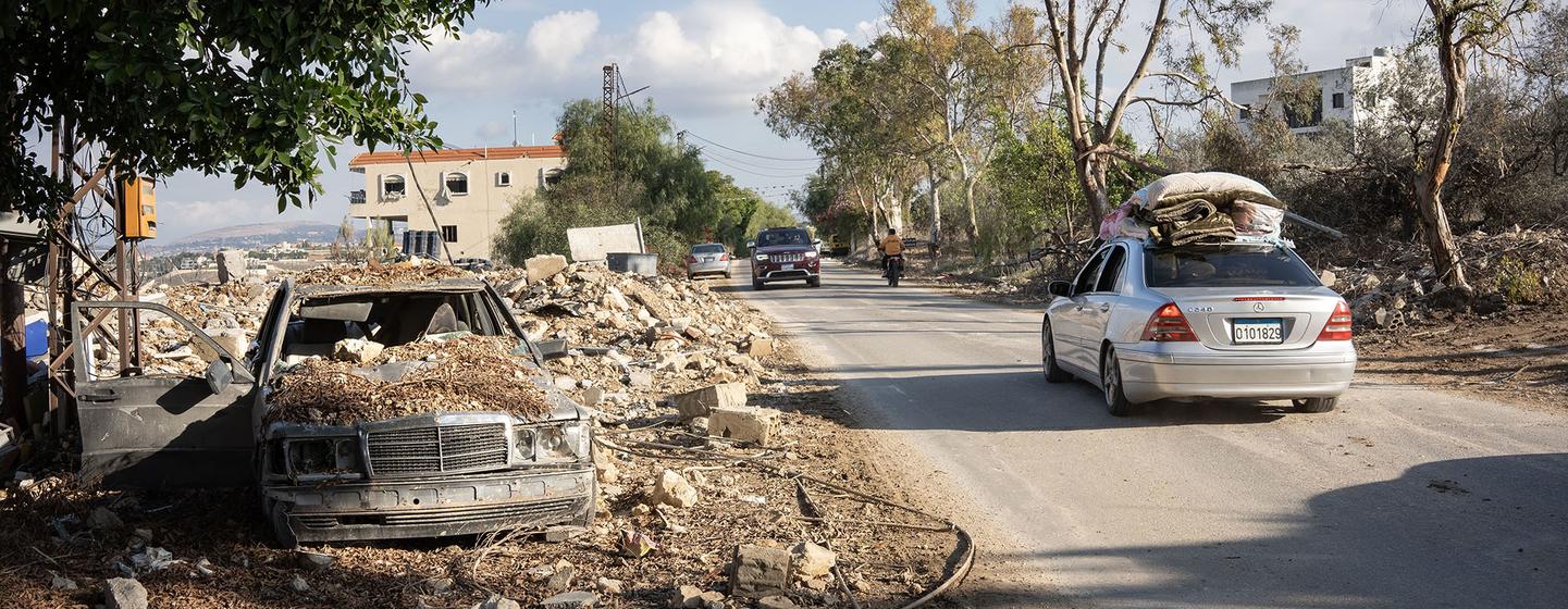 Des personnes déplacées par la guerre au Liban retournent chez elles.