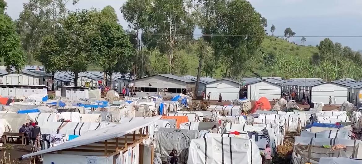 Campo de deslocados internos de Kanyaruchinya no distrito de Nyiragongo-Goma