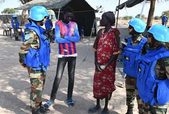 UNISFA iliandaa madarasa ambayo yanafikika kwa urahisi kwa wakijiji kwa sababu shule ya kwanza karibu iko katika mji wa Abyei.