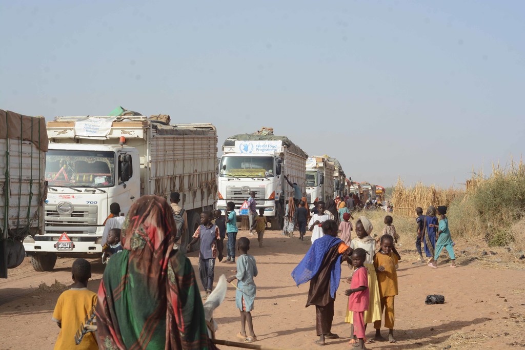 Camions transportant l'aide alimentaire du PAM arrivant à Tawila, au Soudan (photo d'archives).