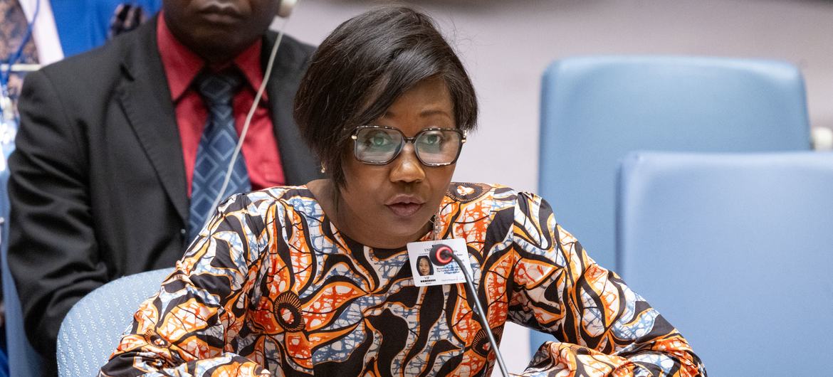La ministre des Affaires étrangères de la République centrafricaine, Sylvie Valérie Baipo-Temon, s'exprime lors d'une réunion du Conseil de sécurité sur la paix et la sécurité en Afrique.