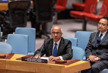 نافيد حنيف، الأمين العام المساعد للتنمية الاقتصادية بإدارة الشؤون الاقتصادية والاجتماعية، يقدم  إحاطة إلى اجتماع مجلس الأمن بشأن الأخطار التي تهدد السلام والأمن الدوليين.