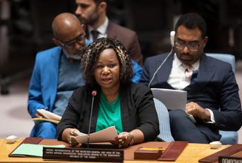 بينتو كيتا، الممثلة الخاصة للأمين العام في جمهورية الكونغو الديمقراطية ورئيسة بعثة منظمة الأمم المتحدة لتحقيق الاستقرار في جمهورية الكونغو الديمقراطية، تقدم إحاطة إلى اجتماع مجلس الأمن.