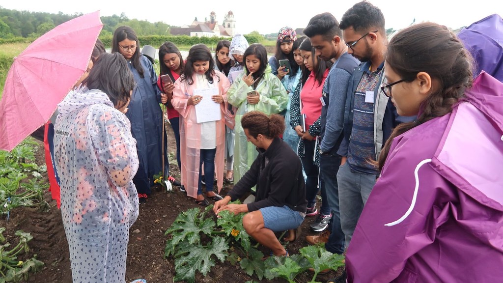 परियोजना का उद्देश्य है, कृषि शिक्षा को प्रासंगिक, कठोर और प्रेरणादायक बनाना, ताकि कृषि अधिक उत्पादक, लाभकारी और जलवायु-सहनसक्षम हो सके.