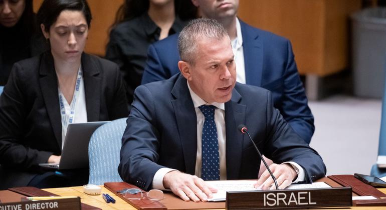 جلعاد أردان السفير الإسرائيلي لدى الأمم المتحدة  يتحدث أمام مجلس الأمن الدولي.