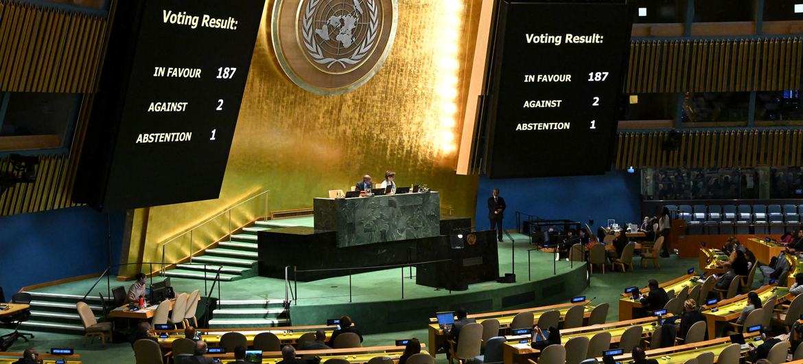 UN General Assembly votes on the draft resolution on the necessity of ending the economic, commercial and financial embargo imposed by the United States against Cuba.