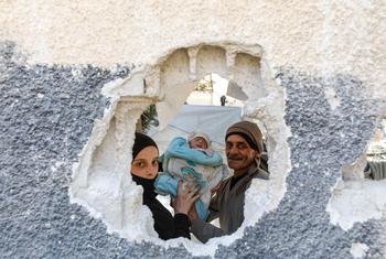 Эскалация боевых действий в Сирии привела к гибели и ранениям мирных жителей, а также новым массовым переселениям. 