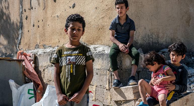 Crianças refugiadas da Síria vivem na pobreza na Jordânia.