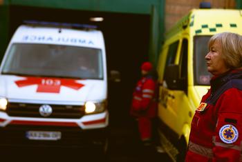 Елена Гришанина оказывает жизненно важную помощь в экстренных ситуациях. 