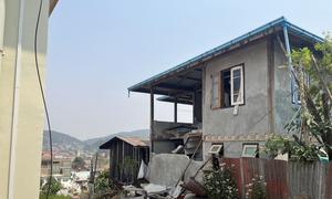 Una casa dañada por el terremoto en el estado de Shan (Myanmar).