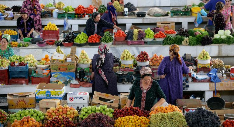 Women were buying a vegetable market in Ashgabat, the capital of Turkmenistan. Women were buying a vegetable market in Ashgabat, the capital of Turkmenistan.
