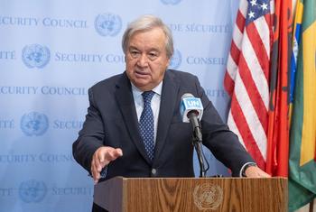 El Secretario General de la ONU, António Guterres, informa a los periodistas sobre sus próximos viajes.