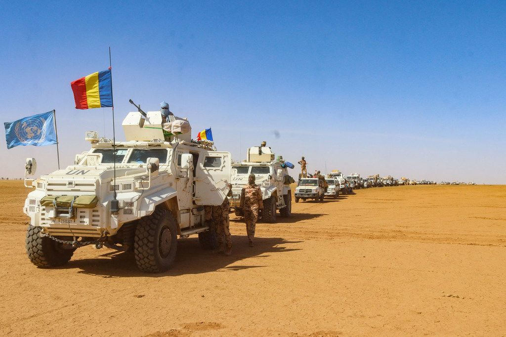 UN peacekeepers from Chad arrive in Gao bringing an end to the UN's presence in the Kidal region of northern Mali.